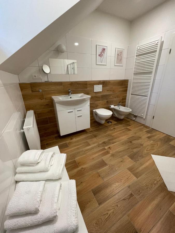 Kersko Apartments Hradistko  Eksteriør bilde
